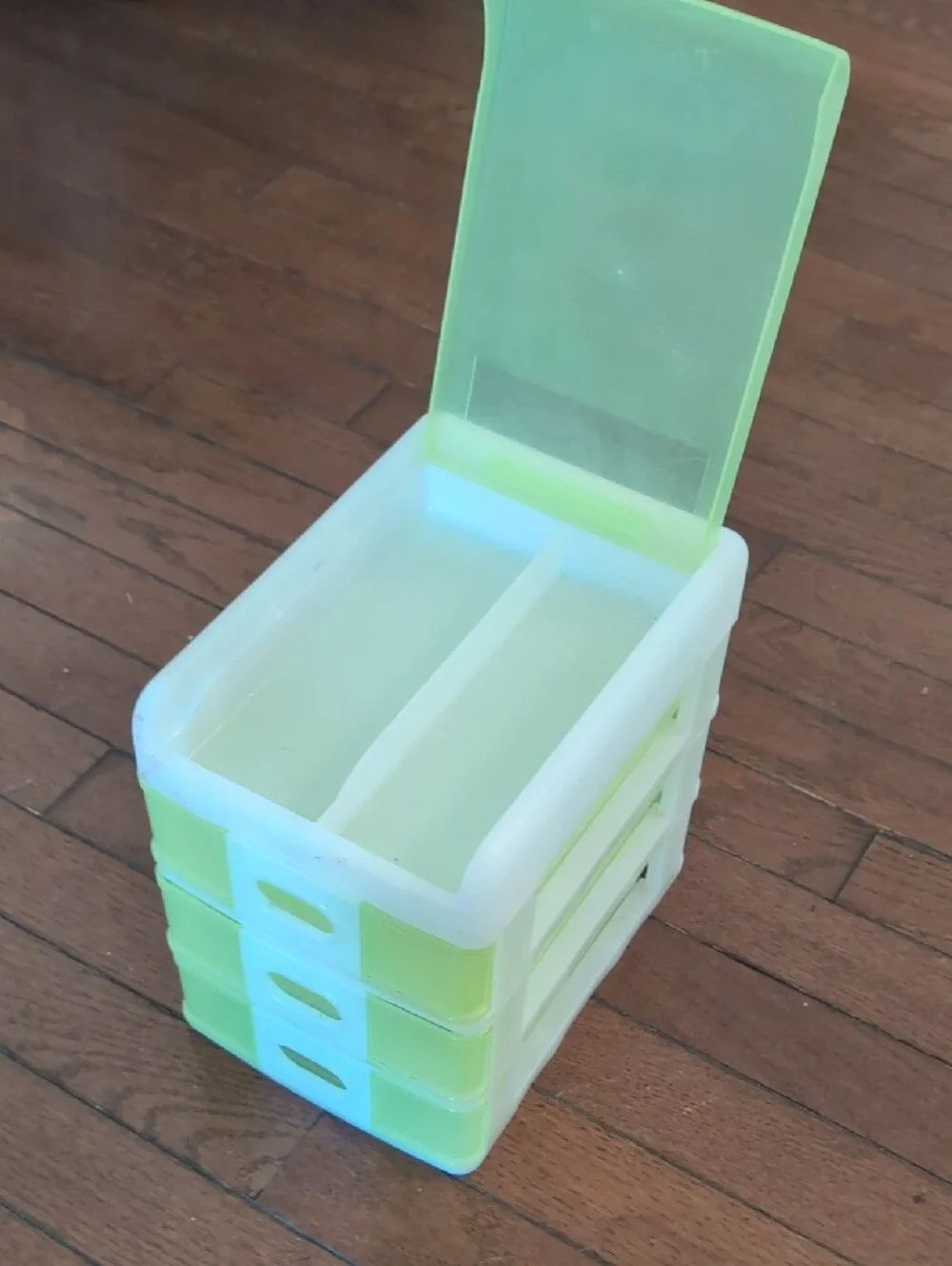 Amazon Plastic 3-Drawer Stackable Organizer - Light Green & White